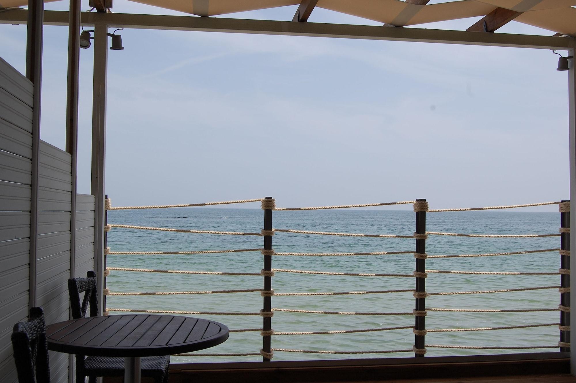 Paralia Beach Boutique Hotel 외부 사진